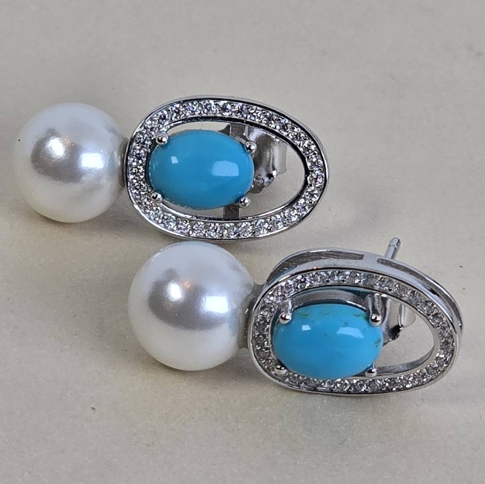 925 Sterling Silver Earrings with Natural Turquoise 8x6mm & Fresh Water Pearl.